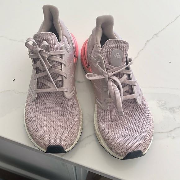 Mauve colored Adidas ultra boost size 8 - Picture 1 of 5